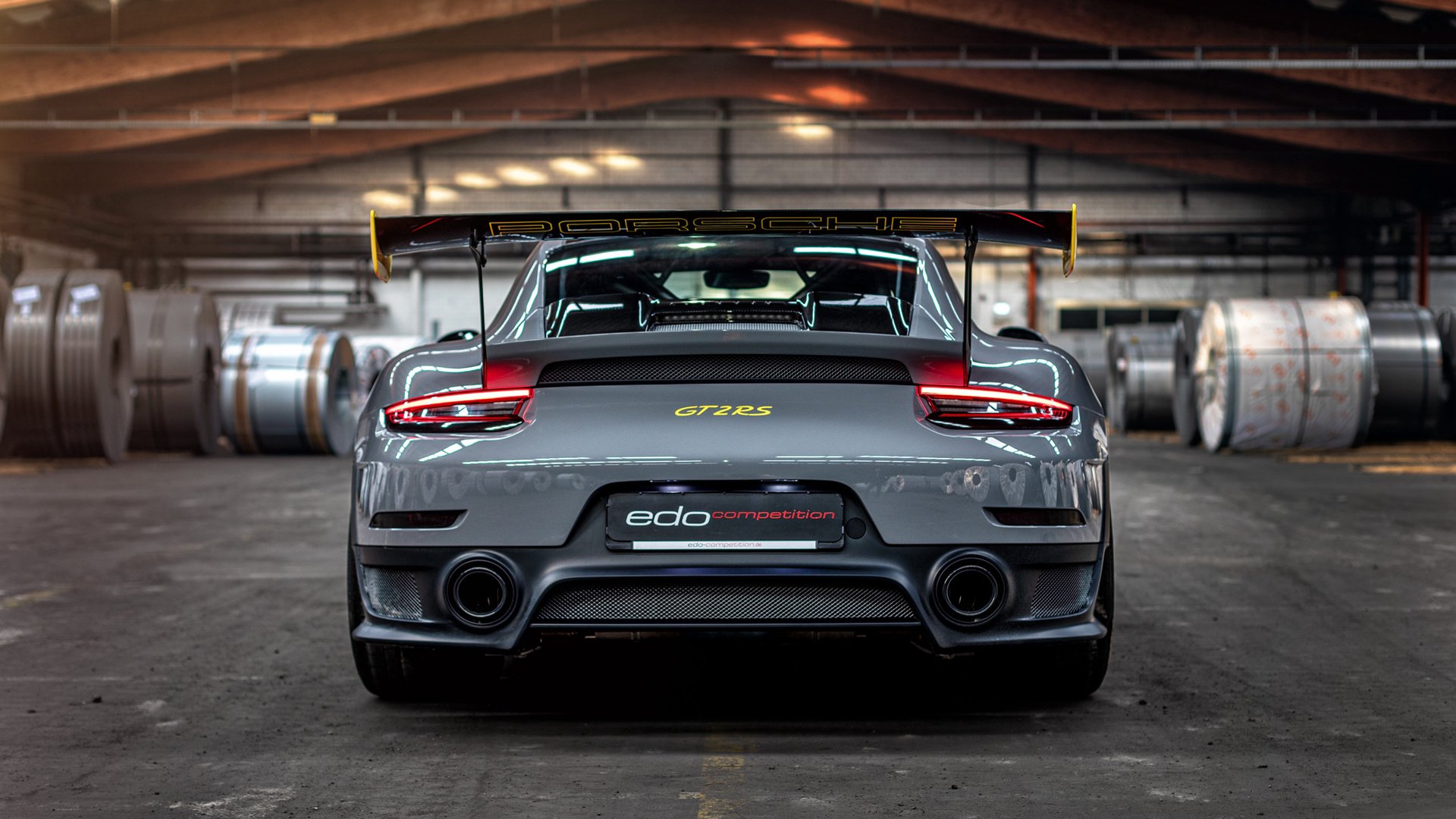 爱游戏在线登录入口-国足主帅强调执行力比天赋更重要，态度决定一切国足主教练