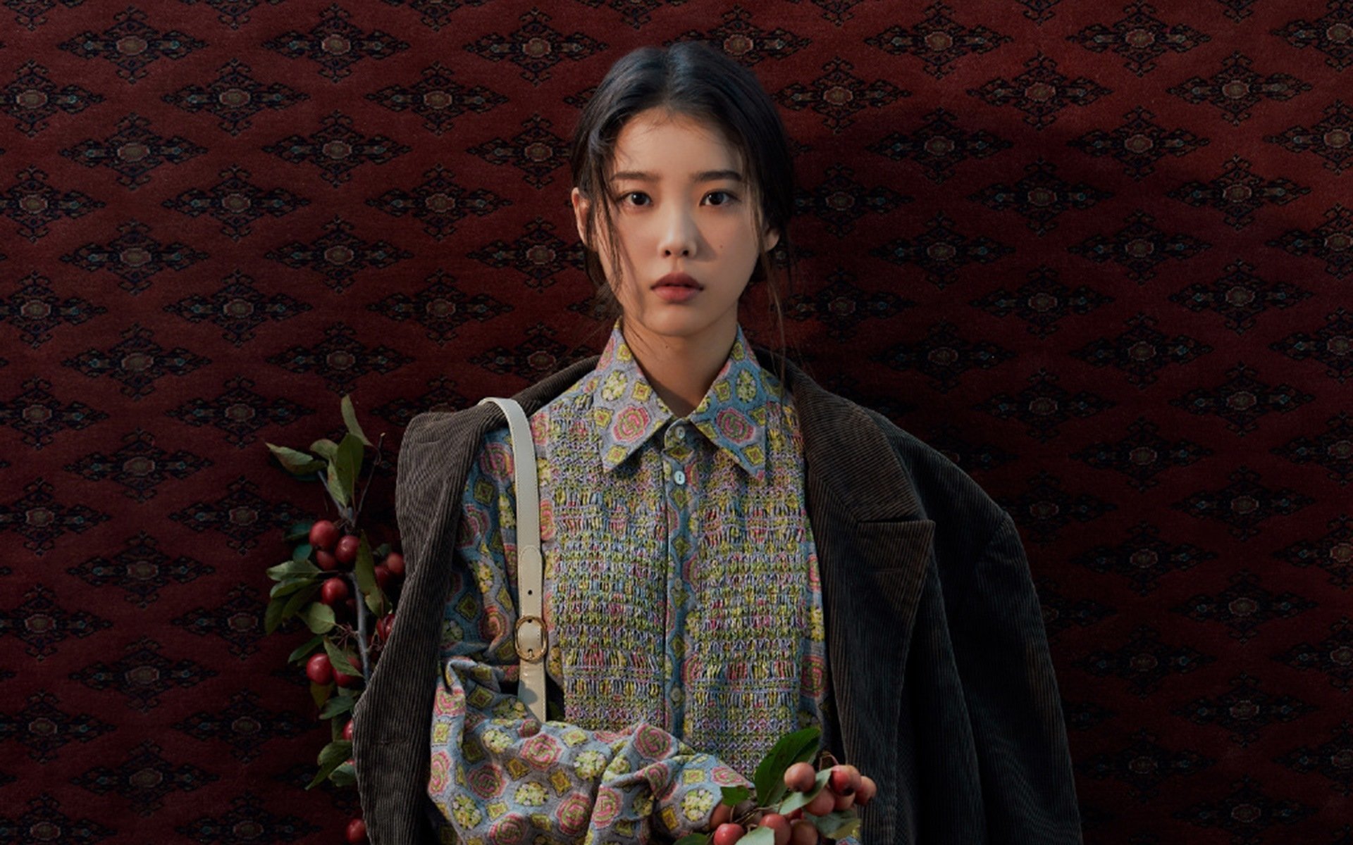 女子足球打造社交平台官方人物卡扩大粉丝影响力，女子足球美女