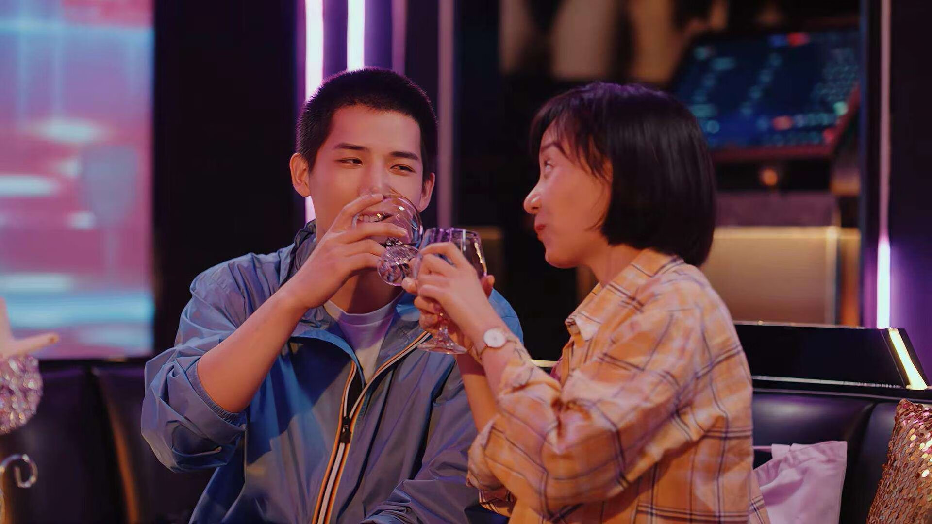 爱游戏中国官方登录入口网站-跳水初赛中立代表队A状态逐步提升，跳水参赛选手