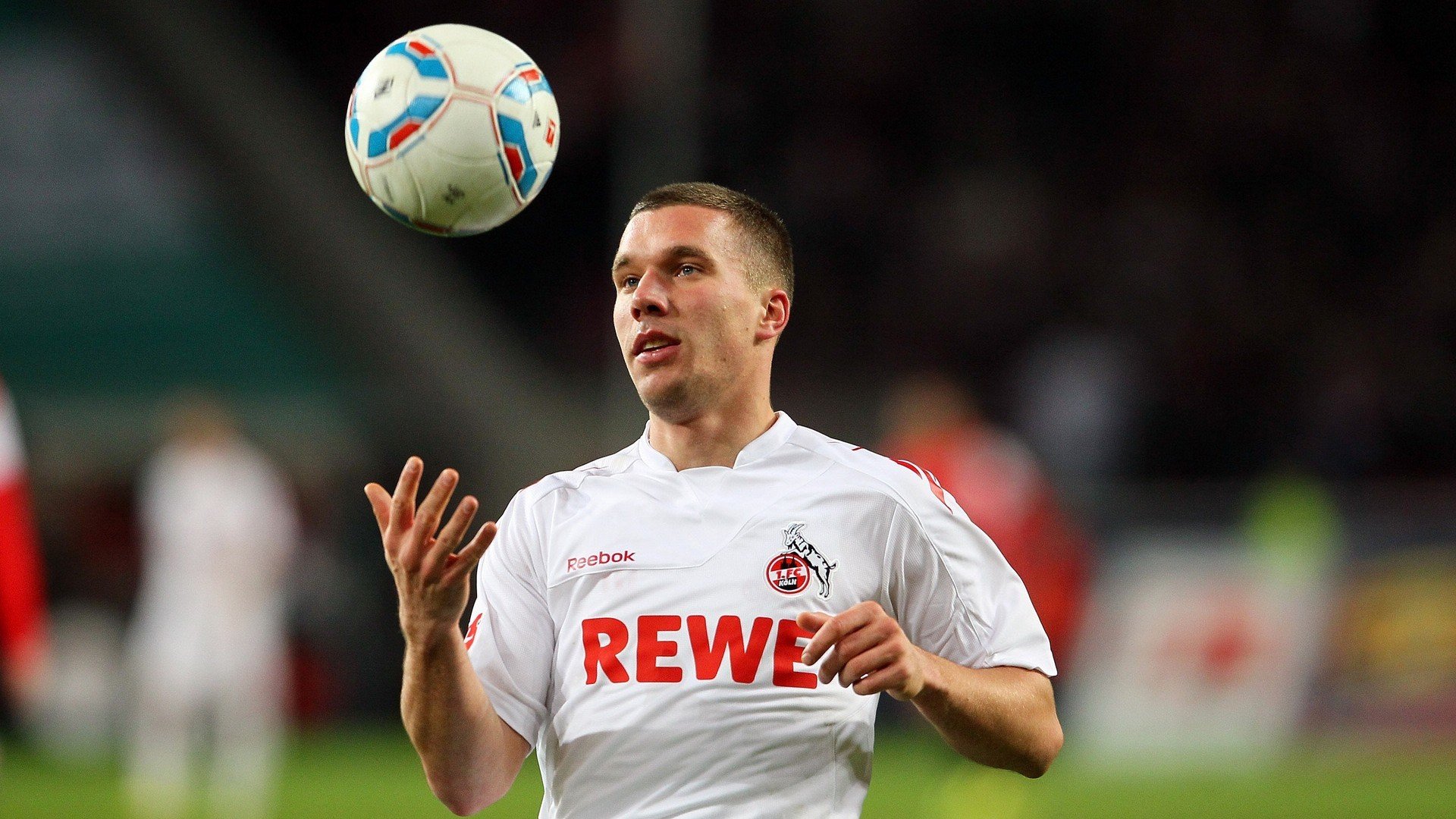 德甲转会热潮:多支球队大幅补强年轻力量,德甲2021年夏季各队转会汇总